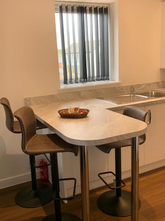 Lakeside 2 Bed Luxury Apartment No Parties No Events Early Check-In Late Check- Out Allowed West Thurrock Exterior photo
