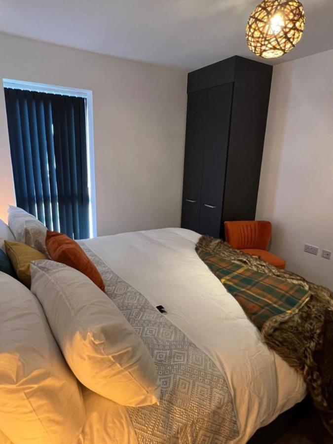 Lakeside 2 Bed Luxury Apartment No Parties No Events Early Check-In Late Check- Out Allowed West Thurrock Exterior photo